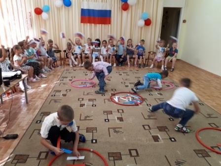 игра «Собери Российский флаг»