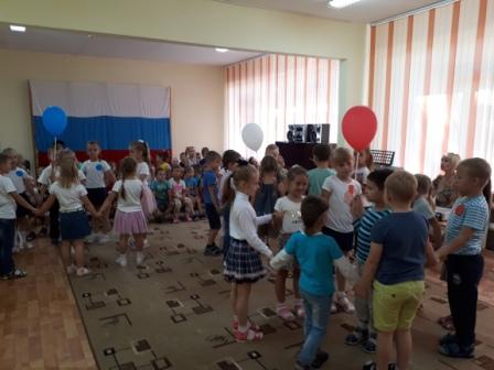 игра «Найди свой цвет флага»